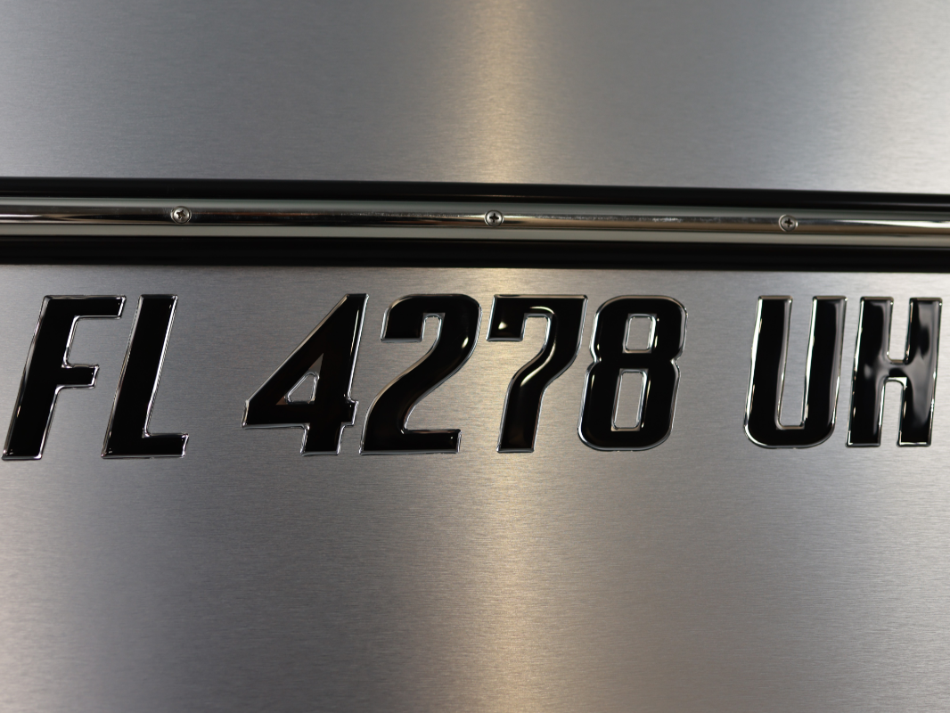 Custom boat decals – 3D Lettering | Domed Numbers | Domed Lettering